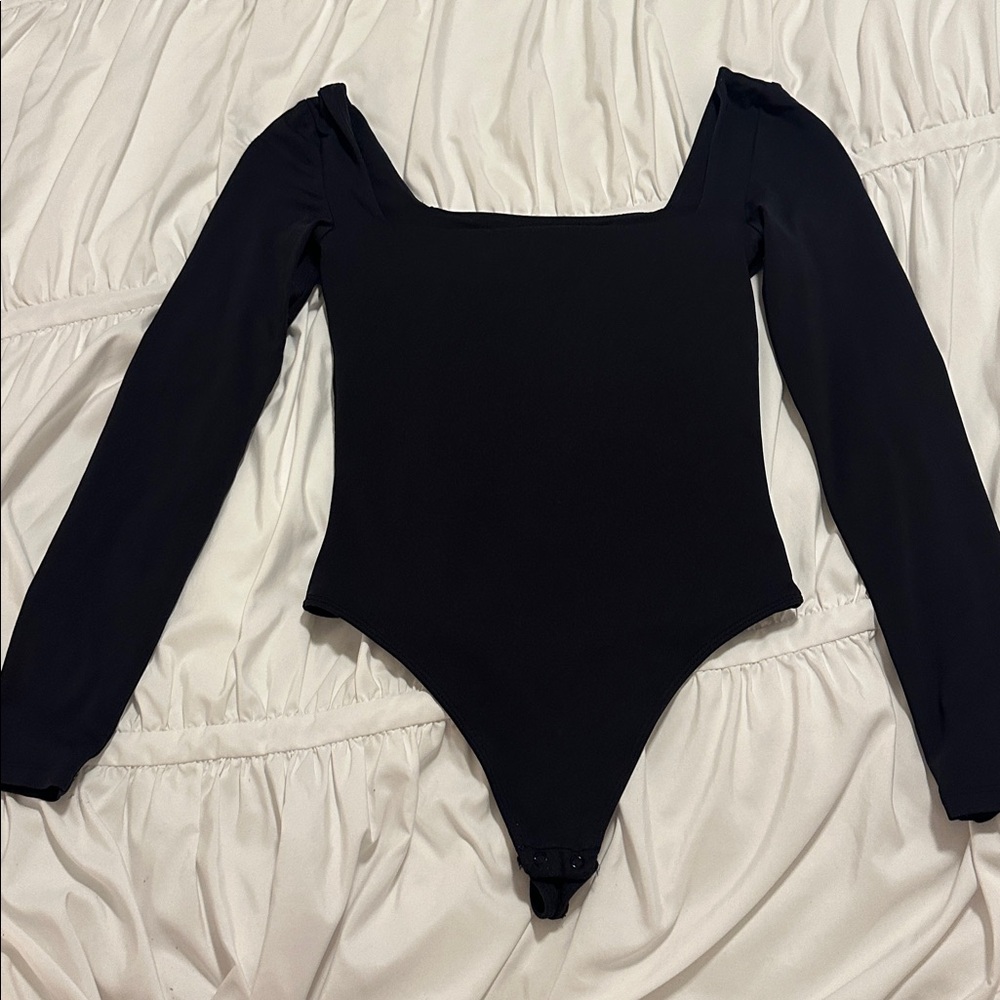 Aritzia Babaton Black Long Sleeve Bodysuit